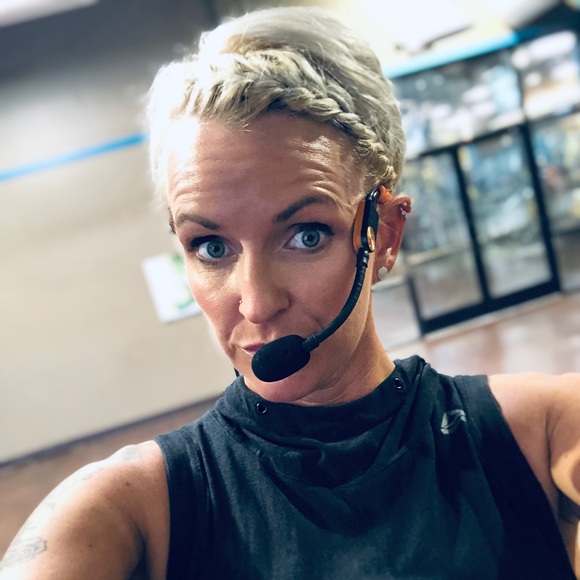 “Meet the Posher” - Picture 8 of 8